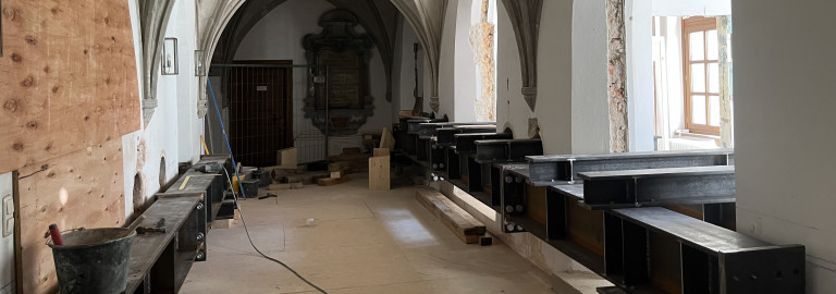 Bauarbeiten im Kreuzgang der Barfüßerkirche, Juli 2026